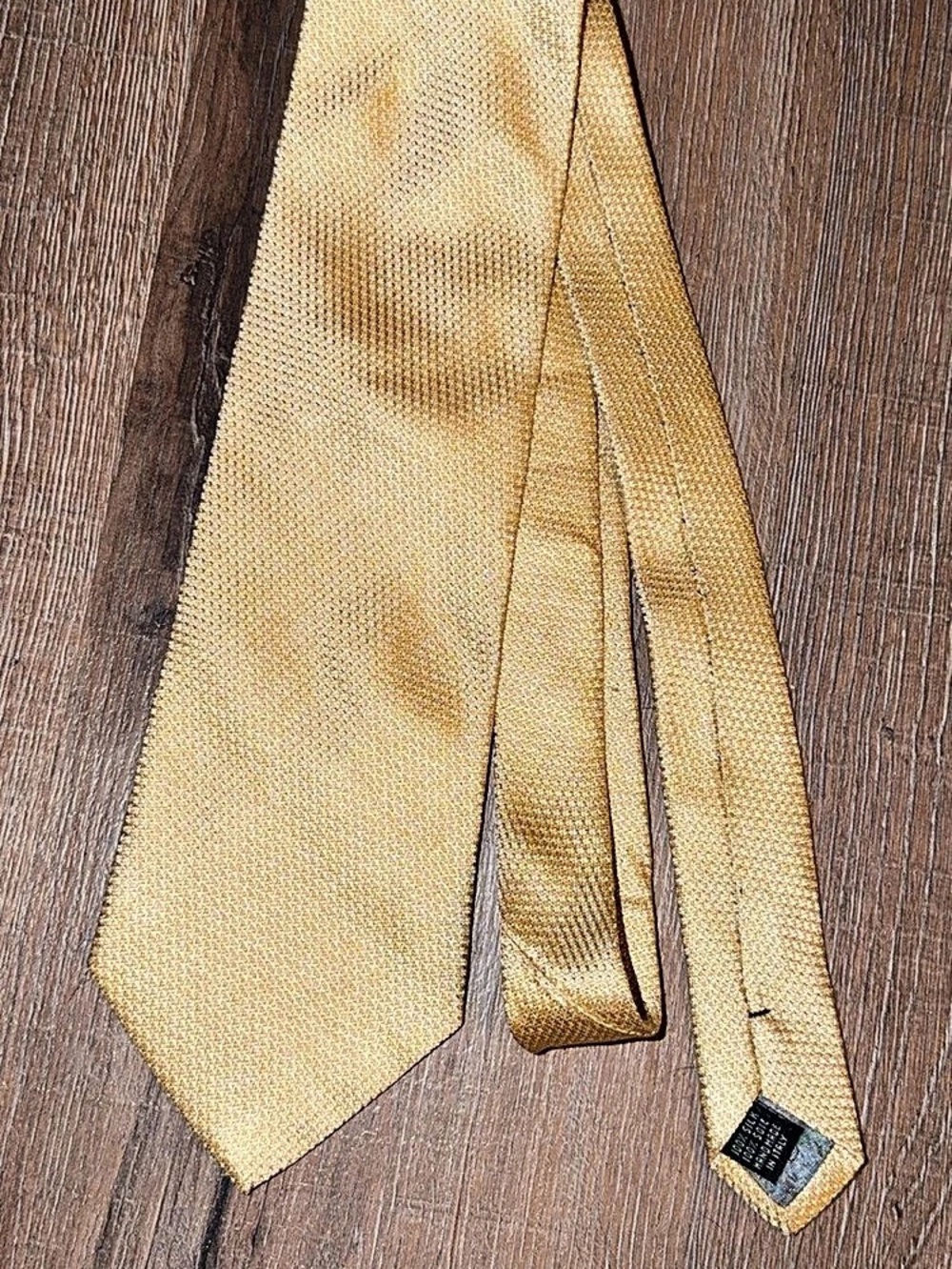 Valentino Cravatte Gold Textured Silk Tie Men's Yellow Tie